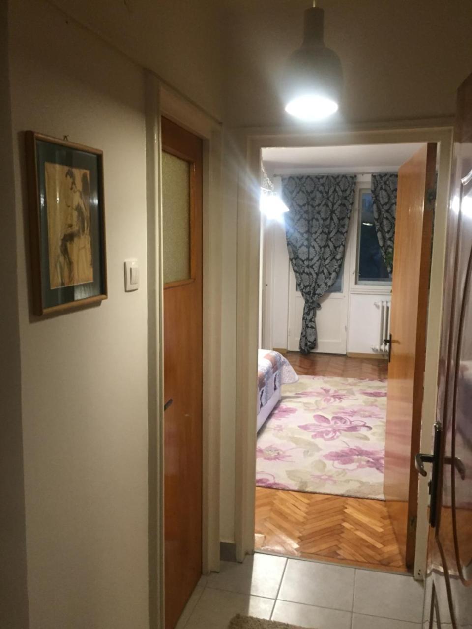 Marcy Studio Apartment Bucureşti Ngoại thất bức ảnh